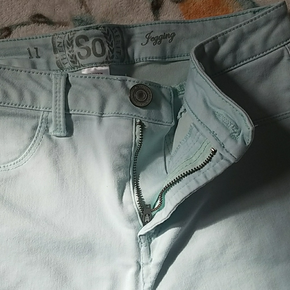 Pants - Picture 3 of 4